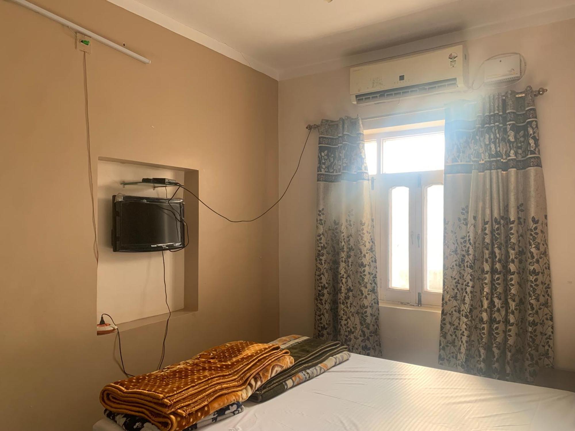 Moon Haveli Hotel Bikaner Bagian luar foto